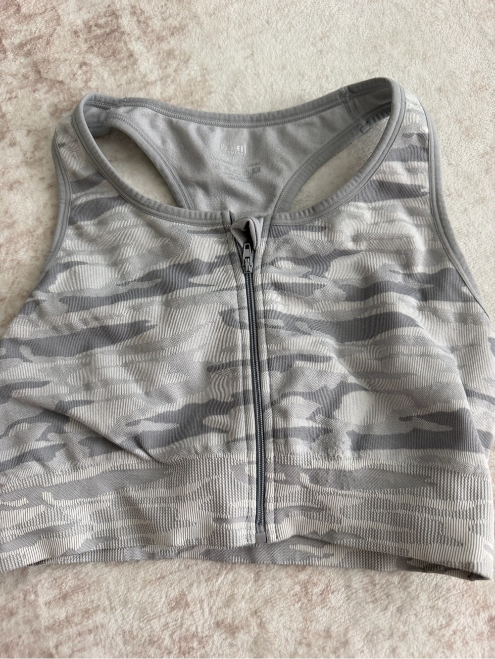 Pro Fit Gray Silver Camo Zip Front Sports Bra Women’s Large